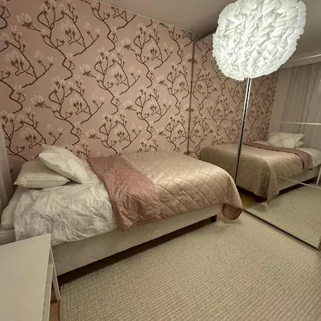 Of Aurora Fields Apartamento